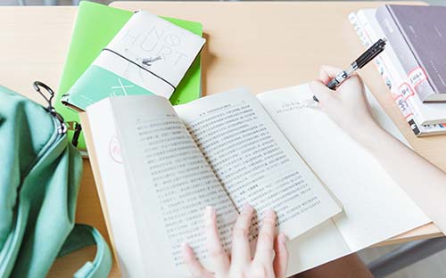 陜西成人高考法學(xué)專業(yè)考試科目？