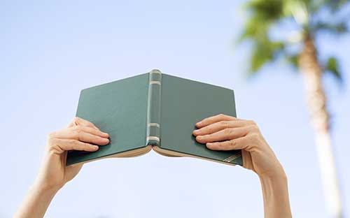 成人高考時(shí)間一般幾點(diǎn)開(kāi)始？