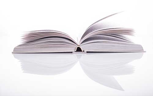 成人高考的專升本藝術(shù)類考什么？