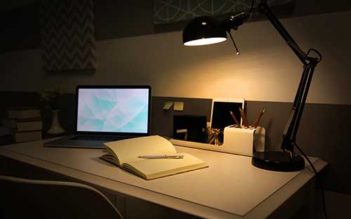 廣州市成人高考和自學(xué)考試哪個更好？