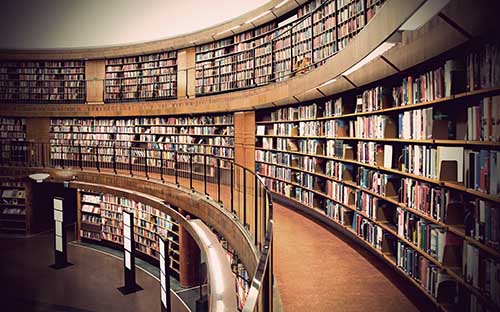 成人高考現(xiàn)場確認(rèn)要帶什么資料？一定要本人去嗎？