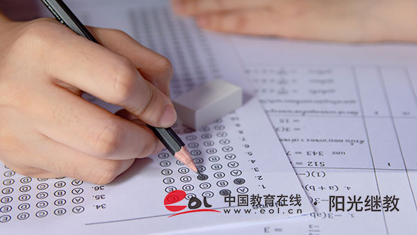 成人高考真題有參考價(jià)值嗎？預(yù)報(bào)名有哪些好處？