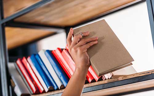 初中學(xué)歷能報(bào)成人高考嗎？學(xué)歷有用嗎？