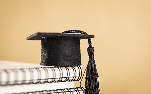 留學(xué)美國大學(xué)條件及費用多少