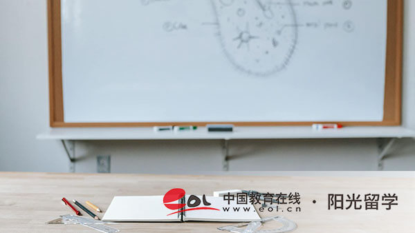 北京服裝學(xué)院國際本科班二加二怎么樣報名