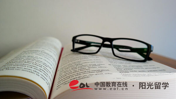 新加坡平面/視覺傳達(dá)設(shè)計(jì)專業(yè)本科留學(xué)招生條件