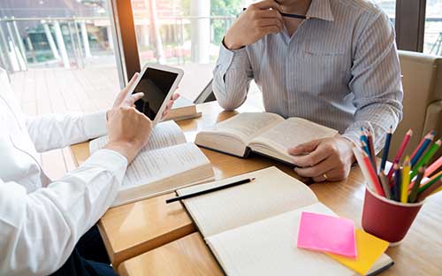 湖南每年自考什么時(shí)候報(bào)名？可以考幾年？