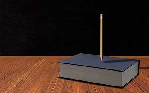 自考報(bào)名時間在幾月？學(xué)位證有用嗎？