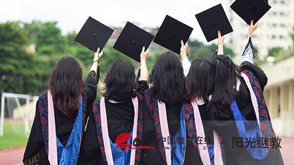 自考漢語(yǔ)言專業(yè)要學(xué)哪些科目？報(bào)名順序有技巧嗎？