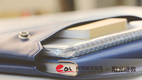 自考本科怎么報(bào)名？答辯注意事項(xiàng)有嗎？