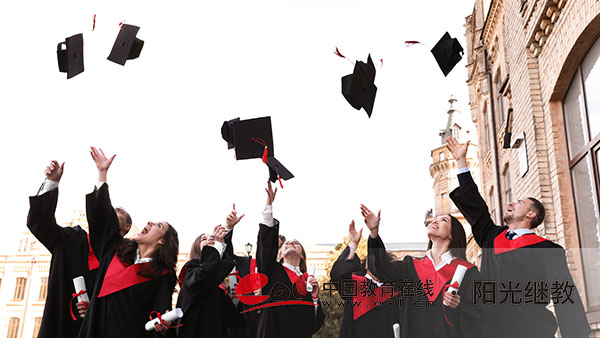 自考推薦報(bào)名什么專業(yè)？需要準(zhǔn)備什么材料？