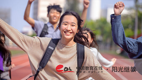 自考報(bào)名條件是什么？學(xué)歷有法律效力嗎？